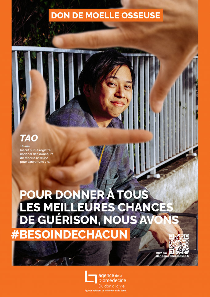 Image d'une affiche mettant en avant un jeune homme nommé Tao